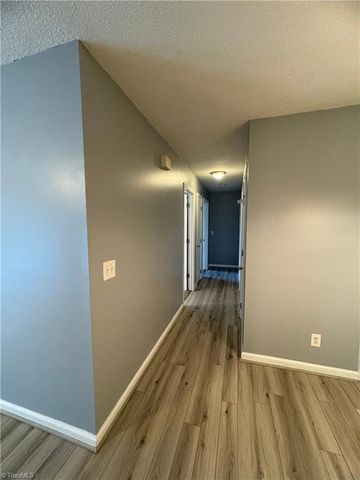 5661 Hornaday Road H, Greensboro, NC 27409