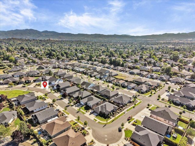 2837 Morning View Drive, Medford, OR 97504