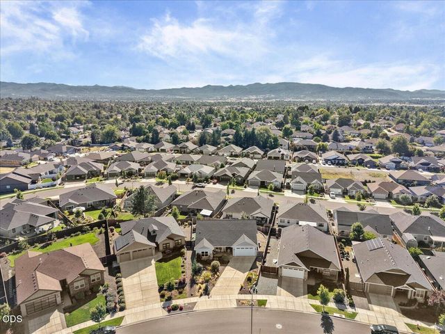 2837 Morning View Drive, Medford, OR 97504