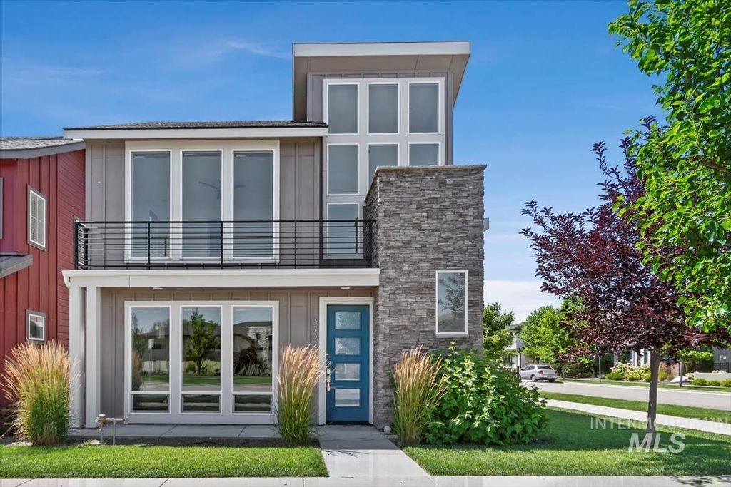 3733 S Harris Ranch Ave, Boise, ID 83716