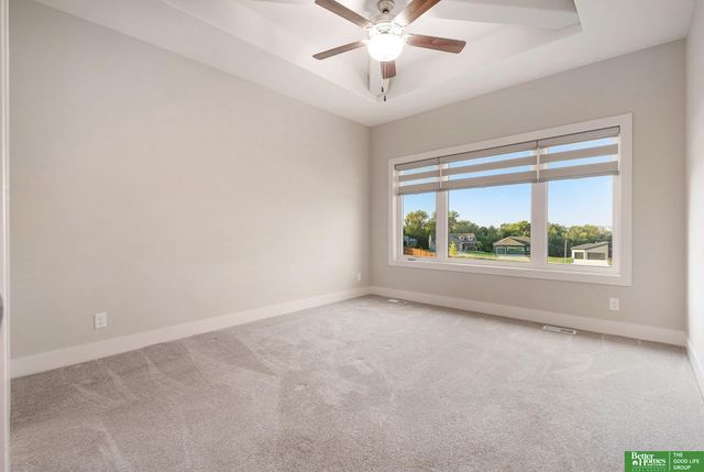 16061 CW Hadan Drive, Bennington, NE 68007