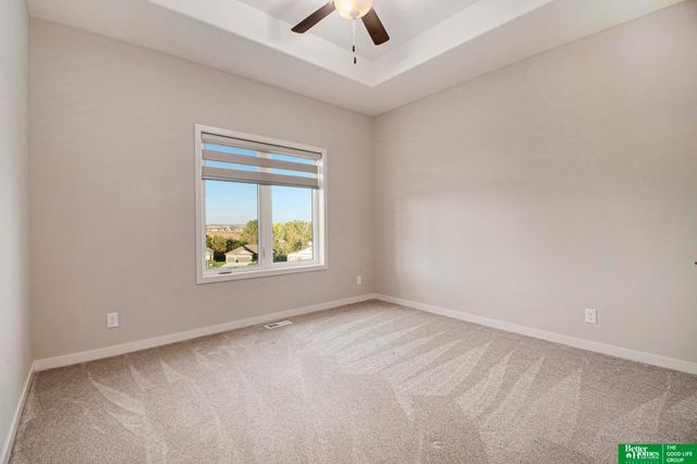 16061 CW Hadan Drive, Bennington, NE 68007