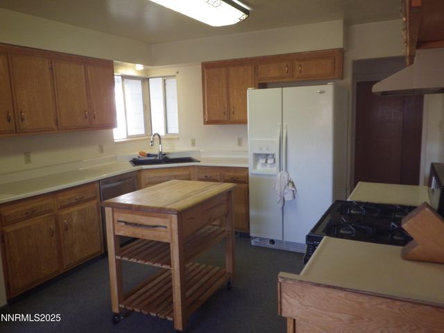 280 S Galena Street, Battle Mountain, NV 89820
