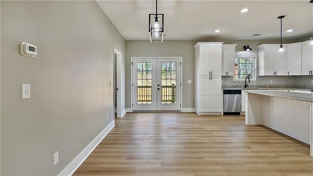 105 Keisha Lane, Calhoun, GA 30701