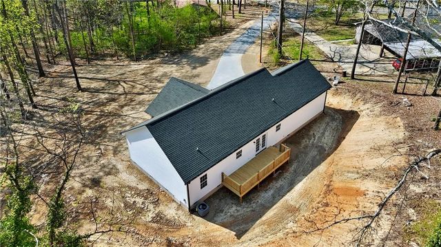 105 Keisha Lane, Calhoun, GA 30701