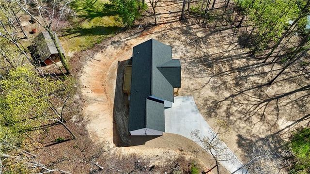 105 Keisha Lane, Calhoun, GA 30701