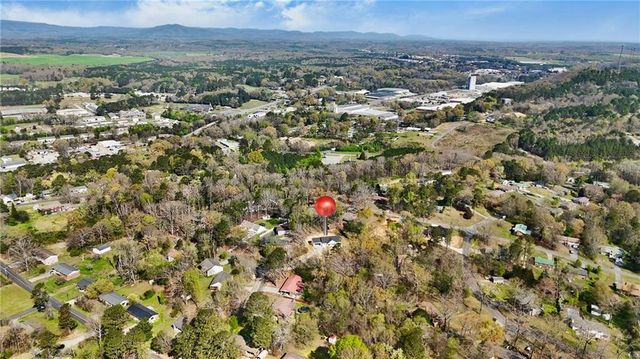 105 Keisha Lane, Calhoun, GA 30701