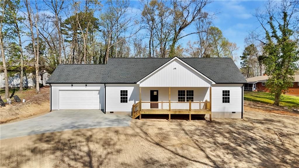 105 Keisha Lane, Calhoun, GA 30701