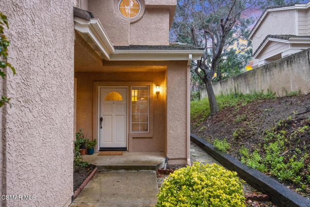 5614 Roundtree Place, Westlake Village, CA 91362