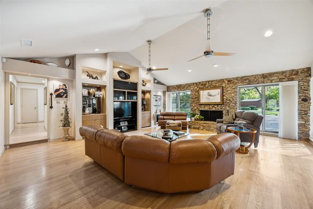 1430 Bar Harbor Circle, Dallas, TX 75232