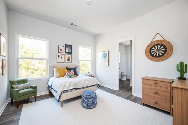 1135 4th Street NW, Atlanta, GA 30318