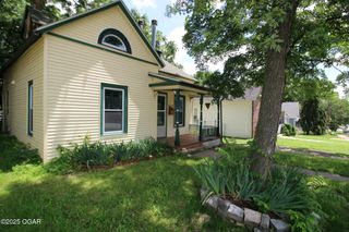 531 N wall Avenue, Joplin, MO 64801