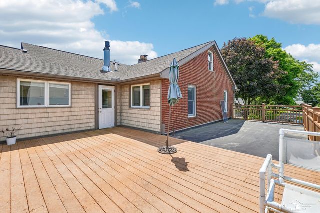 28395 Swan Island Drive, Grosse Ile Twp, MI 48138