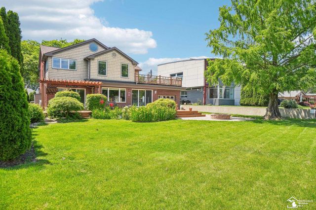 28395 Swan Island Drive, Grosse Ile Twp, MI 48138