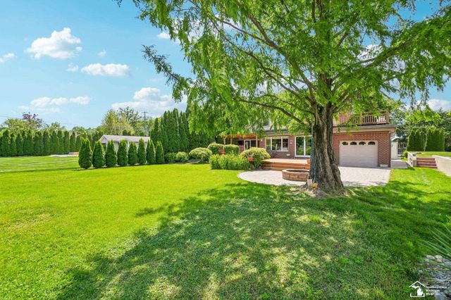 28395 Swan Island Drive, Grosse Ile Twp, MI 48138