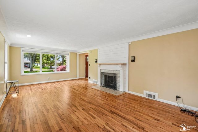 28395 Swan Island Drive, Grosse Ile Twp, MI 48138