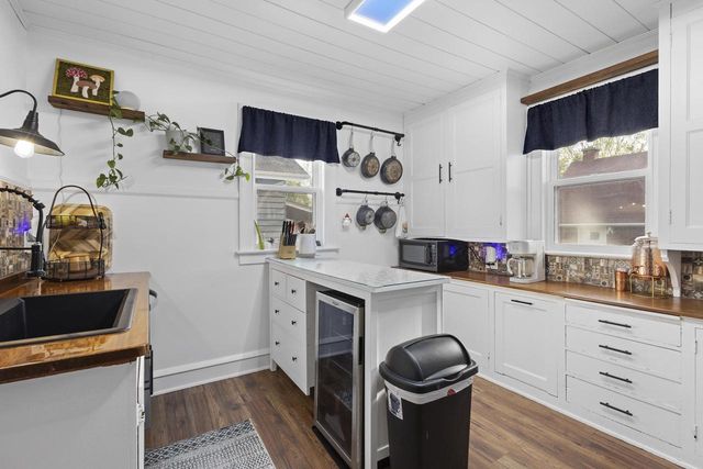 1305 W LAWRENCE STREET, Appleton, WI 54914