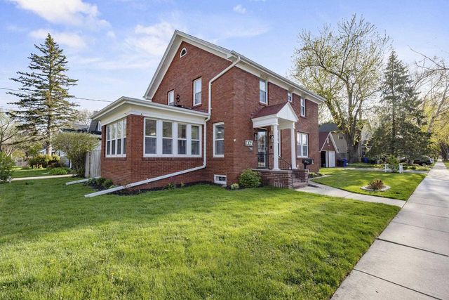 1305 W LAWRENCE STREET, Appleton, WI 54914