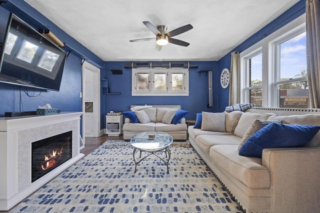 1305 W LAWRENCE STREET, Appleton, WI 54914