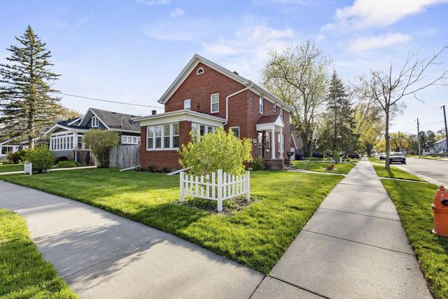 1305 W LAWRENCE STREET, Appleton, WI 54914