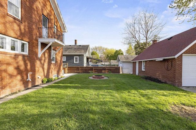 1305 W LAWRENCE STREET, Appleton, WI 54914