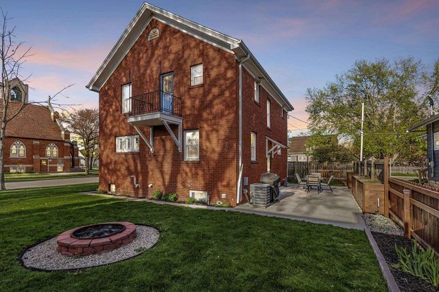 1305 W LAWRENCE STREET, Appleton, WI 54914