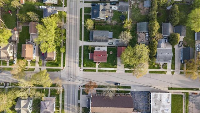 1305 W LAWRENCE STREET, Appleton, WI 54914