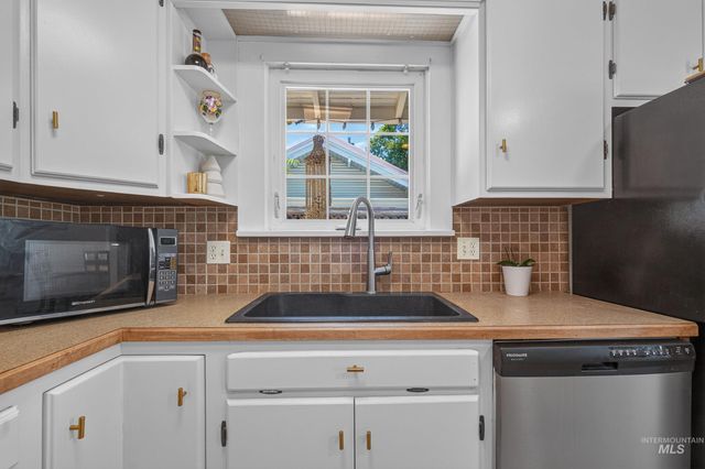 1716 3rd St. S, Nampa, ID 83651
