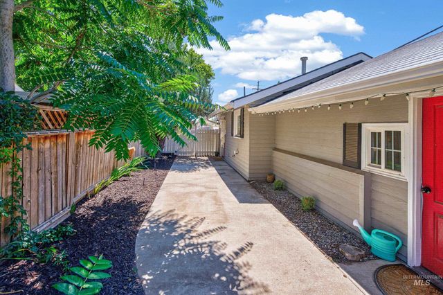 1716 3rd St. S, Nampa, ID 83651