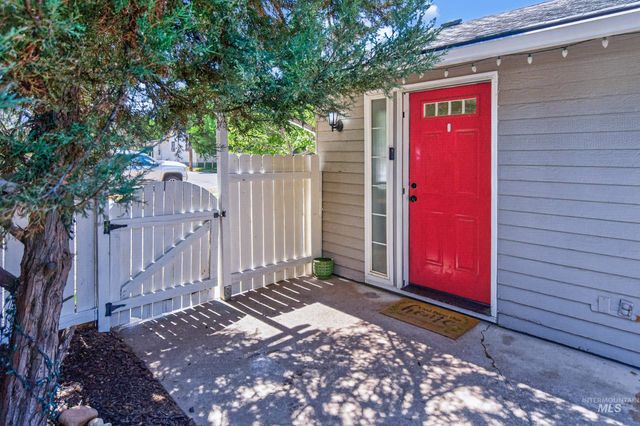1716 3rd St. S, Nampa, ID 83651