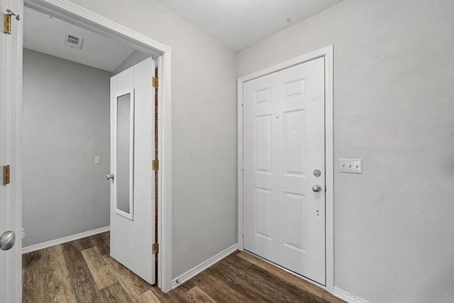 298 W Mountain Street, Fayetteville, AR 72701