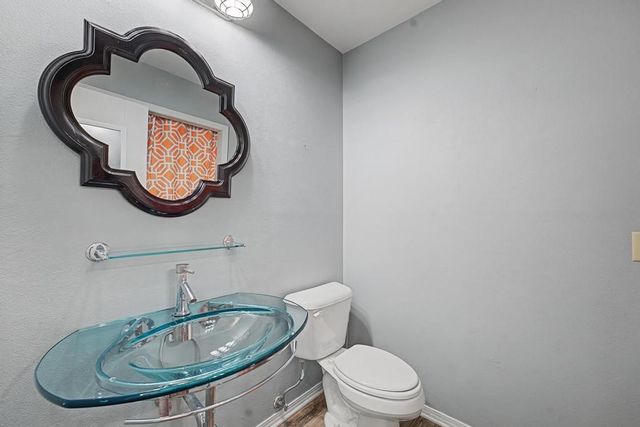 298 W Mountain Street, Fayetteville, AR 72701