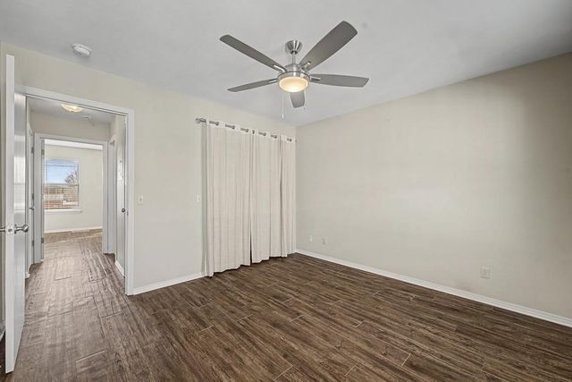 298 W Mountain Street, Fayetteville, AR 72701