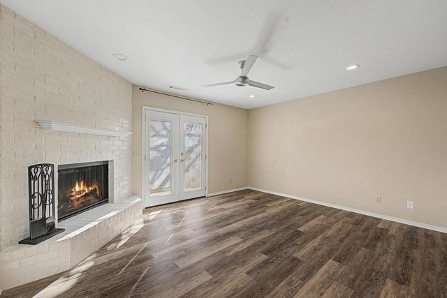 298 W Mountain Street, Fayetteville, AR 72701