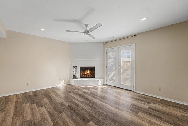 298 W Mountain Street, Fayetteville, AR 72701