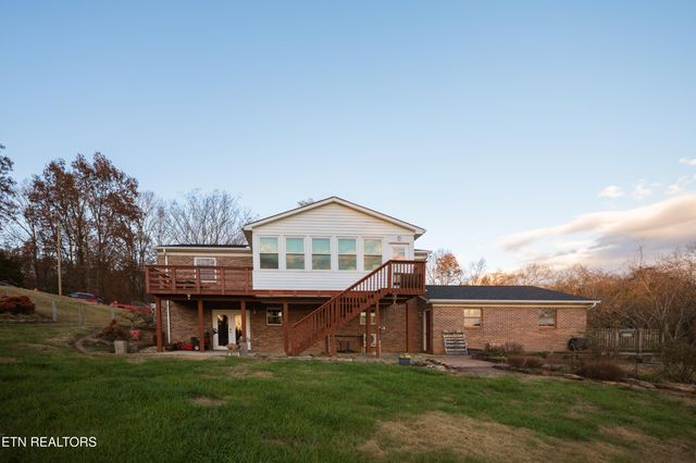 113 Lake Hills Drive Drive, Oak Ridge, TN 37830