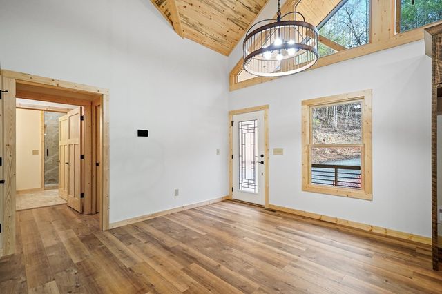 641 Bryant Farm Lane, Ellijay, GA 30540