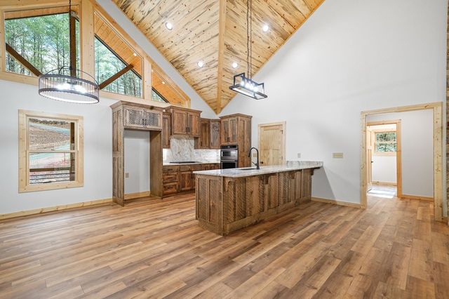 641 Bryant Farm Lane, Ellijay, GA 30540