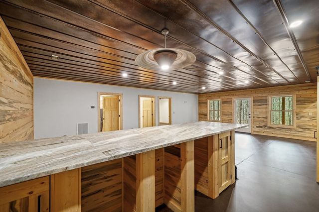641 Bryant Farm Lane, Ellijay, GA 30540