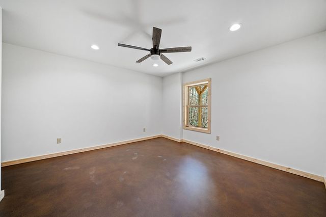 641 Bryant Farm Lane, Ellijay, GA 30540