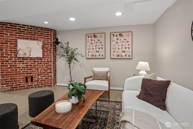 4711 Colby Avenue, Everett, WA 98203