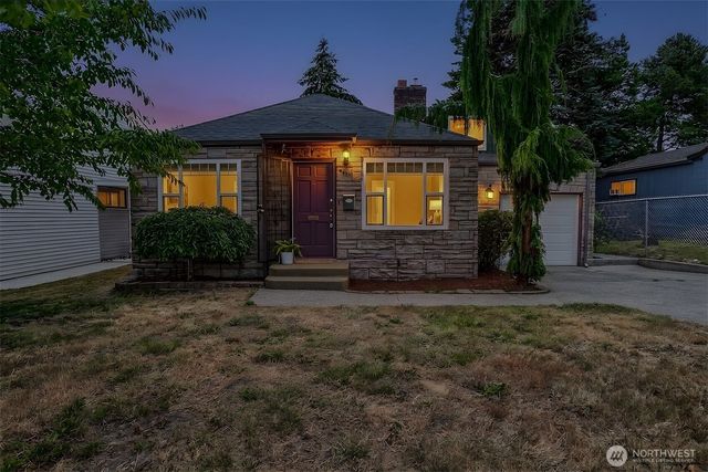 4711 Colby Avenue, Everett, WA 98203