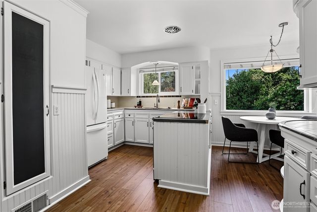 4711 Colby Avenue, Everett, WA 98203