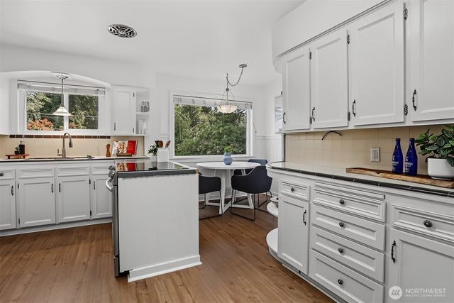 4711 Colby Avenue, Everett, WA 98203