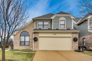 2601 Burton Drive, Westchester, IL 60154