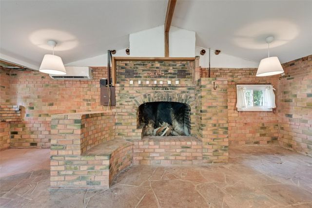 501 Lakeshore Road, Shady Shores, TX 76208