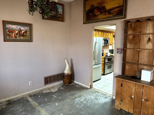 37 Mallette Drive NW, Belen, NM 87002