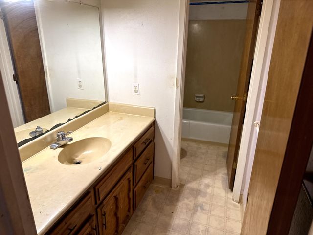 37 Mallette Drive NW, Belen, NM 87002