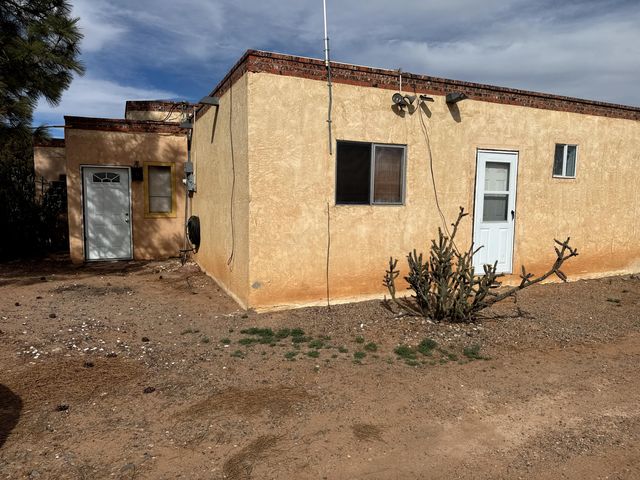 37 Mallette Drive NW, Belen, NM 87002