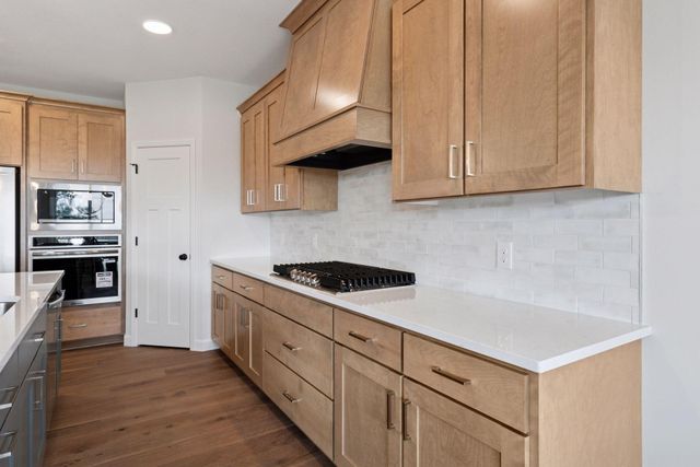 18612 Icebox Lane, Lakeville, MN 55044